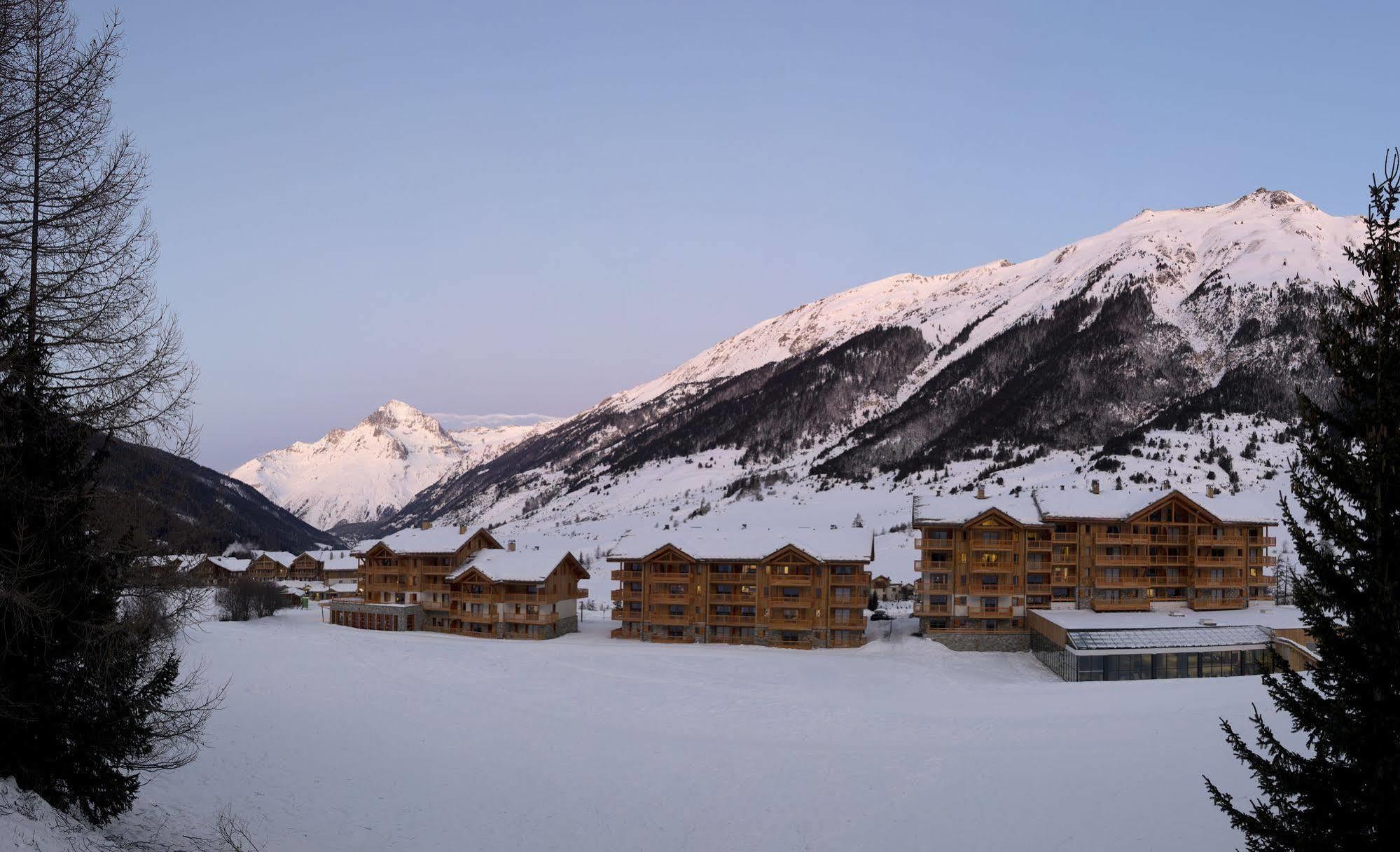 CGH Résidences&Spas Les Chalets de Flambeau Lanslebourg-Mont-Cenis Exterior foto